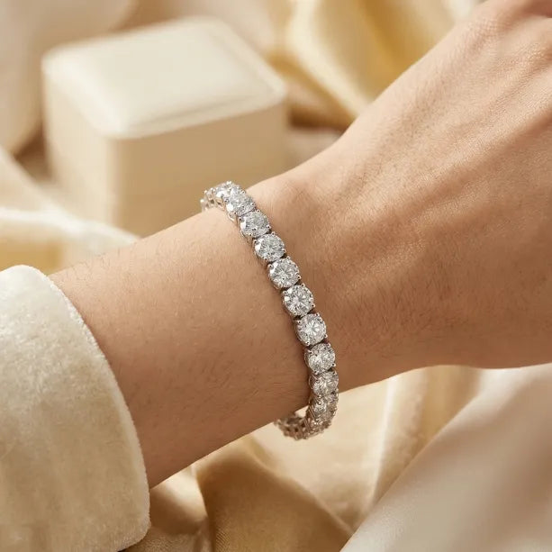 [new bracelet] Classic 4mm D-Color Moissanite Tennis Bracelet – 14K Gold Plated with Double Safety Clasp-Last Day Sale-90% OFF🔥